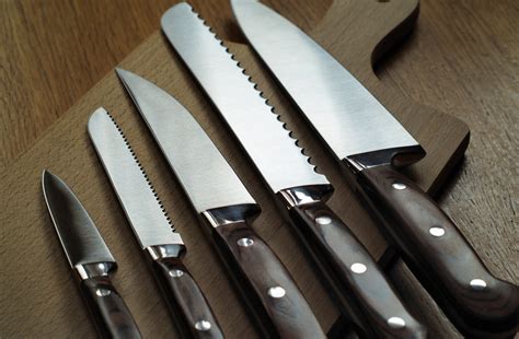Качественные ножи для кухни – неотъемлемая часть мебели